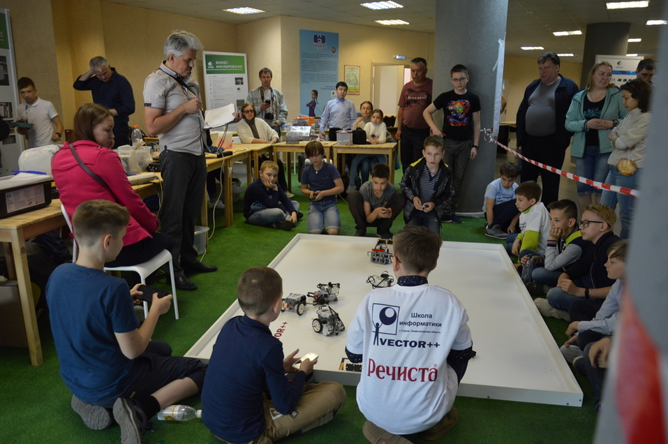 Суперкомпьютеры, оборудование для АЭС, йогурты и хлеб. Что производят в технопарке «Саров» 8 Суперкомпьютеры, оборудование для АЭС, йогурты и хлеб. Что производят в технопарке «Саров» 8