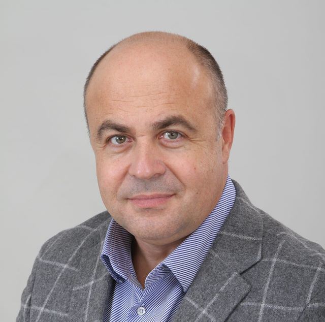 «Сейчас ваши сотрудники работают на «черном рынке», а в конце месяца придут за зарплатой» 1 «Сейчас ваши сотрудники работают на «черном рынке», а в конце месяца придут за зарплатой» 1