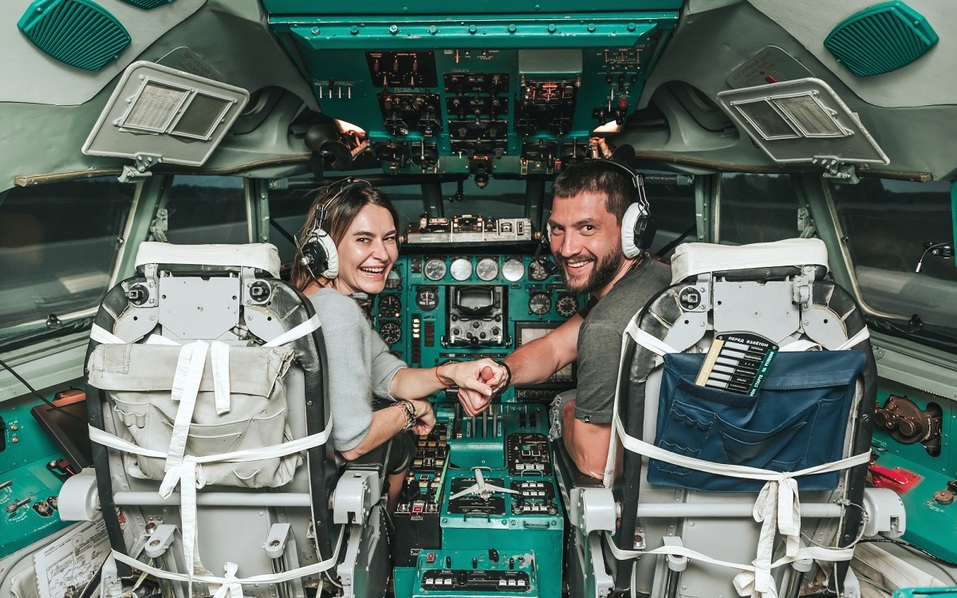 Как удивить бизнес-партнера и подарить новый уровень эмоций? Вам – за штурвал самолета! 6 Как удивить бизнес-партнера и подарить новый уровень эмоций? Вам – за штурвал самолета! 6