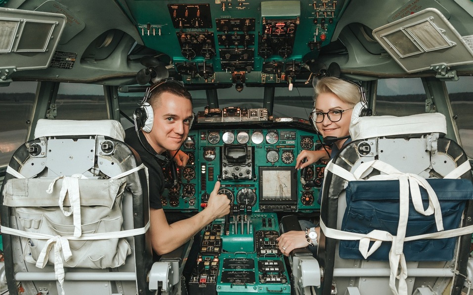 Как удивить бизнес-партнера и подарить новый уровень эмоций? Вам – за штурвал самолета! 8 Как удивить бизнес-партнера и подарить новый уровень эмоций? Вам – за штурвал самолета! 8