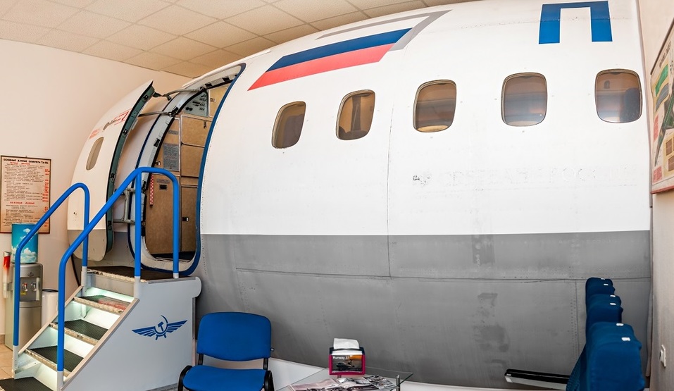 Как удивить бизнес-партнера и подарить новый уровень эмоций? Вам – за штурвал самолета! 9 Как удивить бизнес-партнера и подарить новый уровень эмоций? Вам – за штурвал самолета! 9