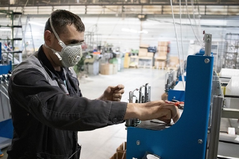 Челябинская фабрика шнуров наладила производство нового вида продукции 2 Челябинская фабрика шнуров наладила производство нового вида продукции 2