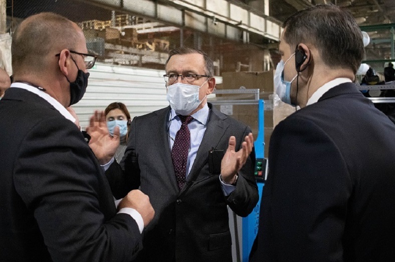 Челябинская фабрика шнуров наладила производство нового вида продукции 4 Челябинская фабрика шнуров наладила производство нового вида продукции 4