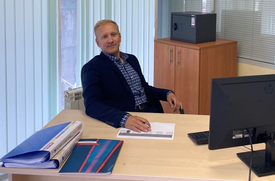 «Покупать автомобиль лучше сейчас, пока цены не вышли за пределы разумного»
1 «Покупать автомобиль лучше сейчас, пока цены не вышли за пределы разумного»
1