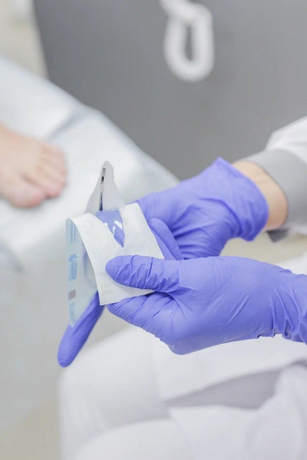 Сегодня – гель-лак, завтра – грибок и ожоги. О чем еще вам не скажут в салоне красоты? 13 Сегодня – гель-лак, завтра – грибок и ожоги. О чем еще вам не скажут в салоне красоты? 13