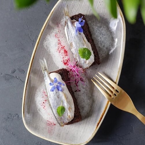 В Екатеринбурге открылся ресторан аутентичной уральской кухни «Зверобой» 2 В Екатеринбурге открылся ресторан аутентичной уральской кухни «Зверобой» 2