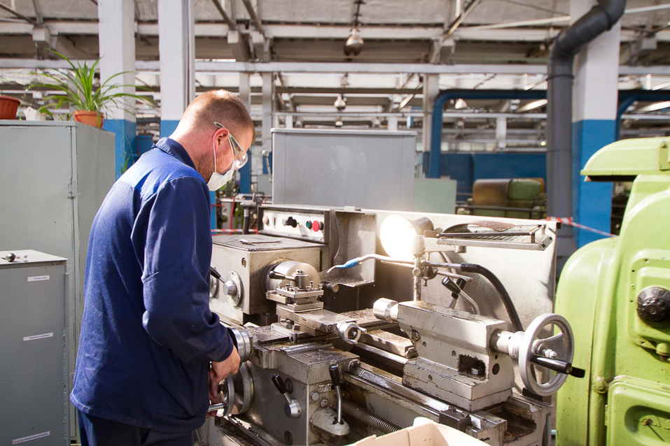 В цехе КУЛЗ В цехе КУЛЗ