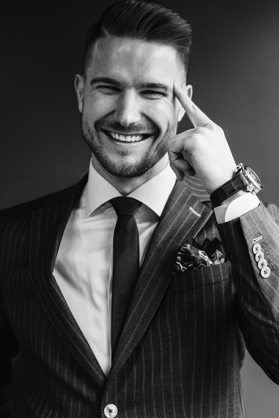 «Человек года» и не только: где взять идеально сидящий костюм и соответствующую обувь? 3 «Человек года» и не только: где взять идеально сидящий костюм и соответствующую обувь? 3