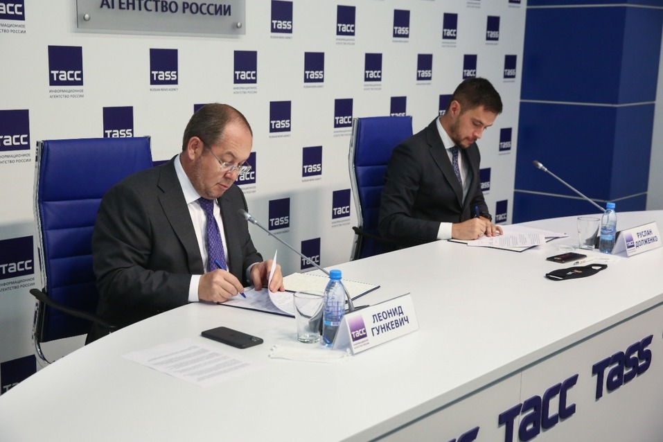 Спецы нужны «еще вчера». Уральские компании получили шанс решить вопрос кадрового голода
3 Спецы нужны «еще вчера». Уральские компании получили шанс решить вопрос кадрового голода
3