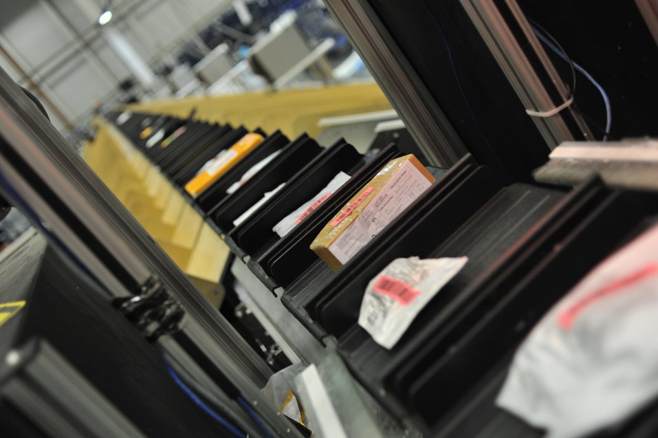 «Отправляем пиявок, барабаны и мотоциклы». Как развиваются сервисы «Почты России» 1 «Отправляем пиявок, барабаны и мотоциклы». Как развиваются сервисы «Почты России» 1