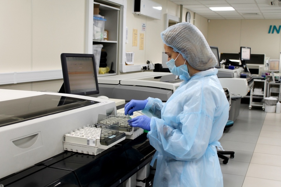 Вероятность ошибки ниже, чем у авиадиспетчера. Лаборатория «Инвитро» изнутри 3 Вероятность ошибки ниже, чем у авиадиспетчера. Лаборатория «Инвитро» изнутри 3