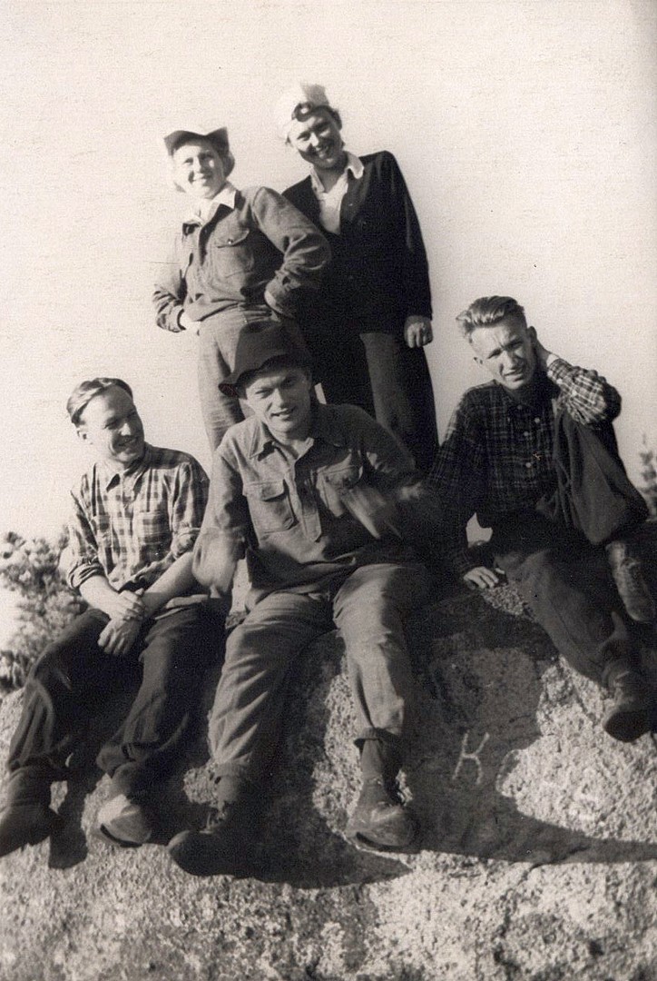 Руйга Рудольф Крустинович (1923-2002) — график, заслуженный деятель искусств РСФСР.  Руйга Рудольф Крустинович (1923-2002) — график, заслуженный деятель искусств РСФСР.