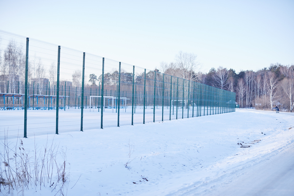 Футбольные поля Футбольные поля