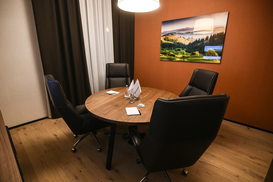 Наталья Алемасова: «Найти деньги гораздо проще, чем думать о том, куда их вложить»
2 Наталья Алемасова: «Найти деньги гораздо проще, чем думать о том, куда их вложить»
2