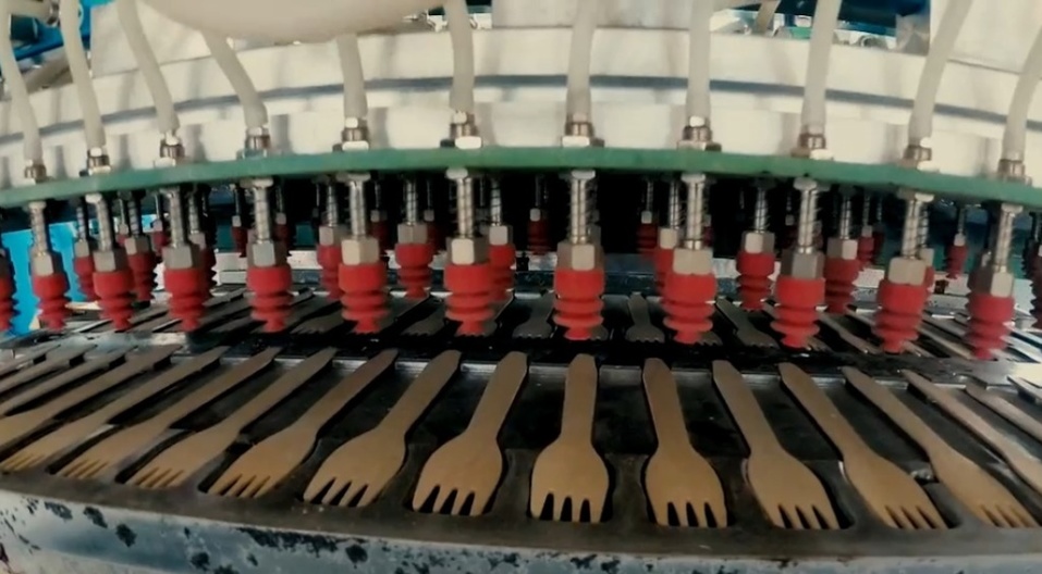 Нижегородский завод за два месяца вышел на рынок Германии с деревянной посудой. ОПЫТ 1 Нижегородский завод за два месяца вышел на рынок Германии с деревянной посудой. ОПЫТ 1