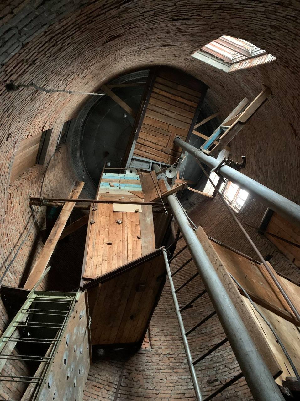 Внутри башни Внутри башни