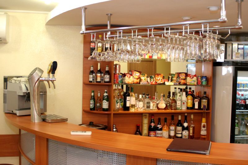 В Екатеринбурге выставили на продажу трехзвездочную гостиницу 1 В Екатеринбурге выставили на продажу трехзвездочную гостиницу 1