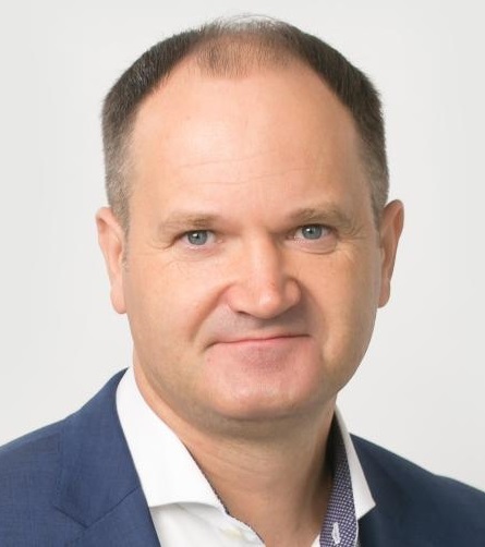 «Рынок такой большой, что все найдут себе место. Мы приобретем абсолютно новую форму»
3 «Рынок такой большой, что все найдут себе место. Мы приобретем абсолютно новую форму»
3