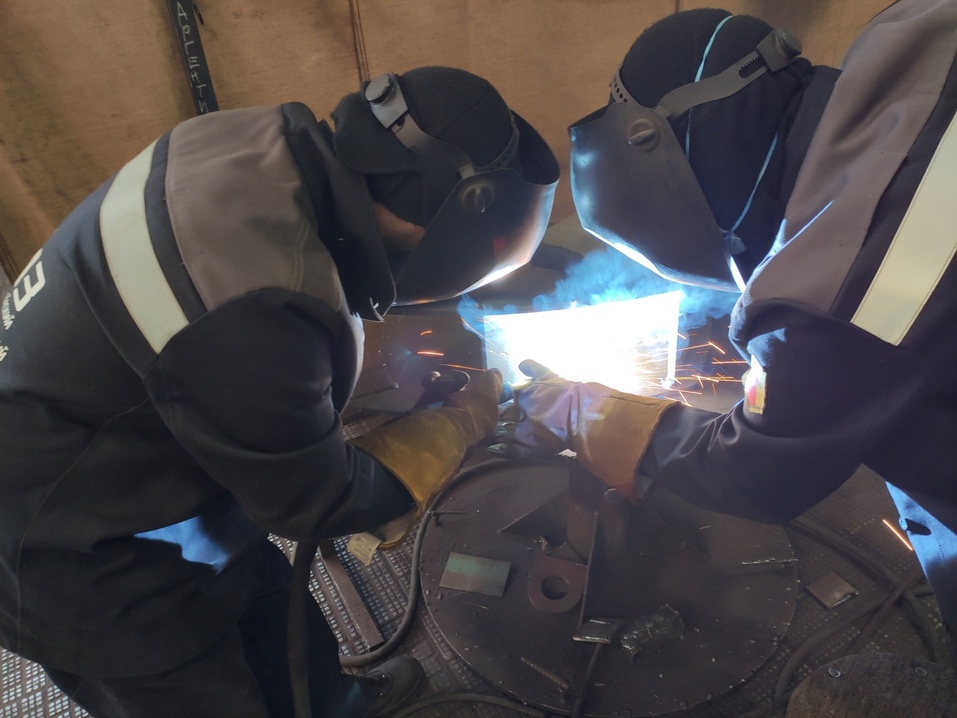 «Повышаем производительность — растет зарплата». Зачем уральские заводы идут в нацпроект 4 «Повышаем производительность — растет зарплата». Зачем уральские заводы идут в нацпроект 4