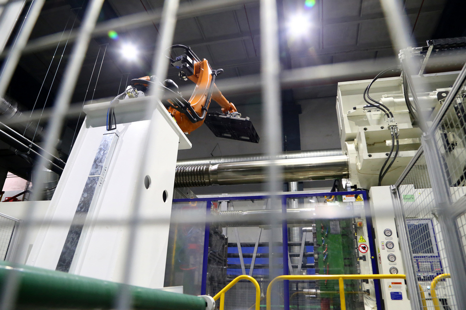 Объем инвестиций — 614 млн руб. Как выглядит изнутри и что производит завод «Пластматика» 4 Объем инвестиций — 614 млн руб. Как выглядит изнутри и что производит завод «Пластматика» 4