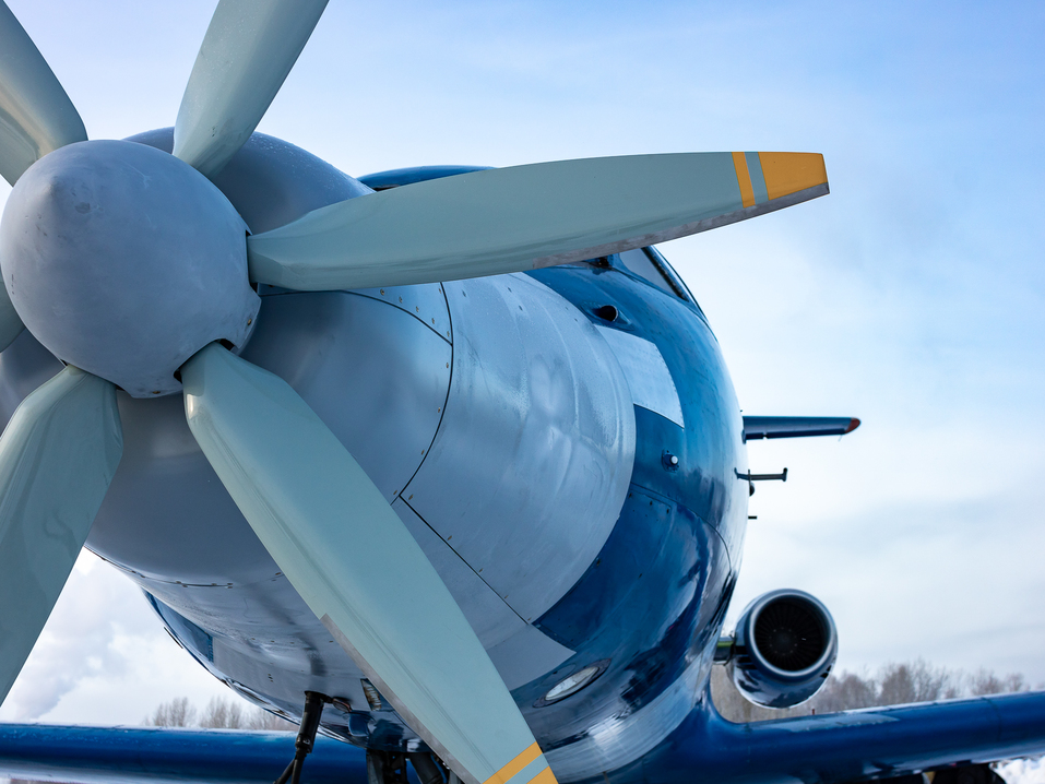 СибНИА представил летающую лабораторию на базе самолета ЯК-40 с электродвигателем 3 СибНИА представил летающую лабораторию на базе самолета ЯК-40 с электродвигателем 3