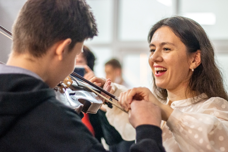 Энергетика добра: слабовидящим детям рассказали о науке и работе на радио 8 Энергетика добра: слабовидящим детям рассказали о науке и работе на радио 8