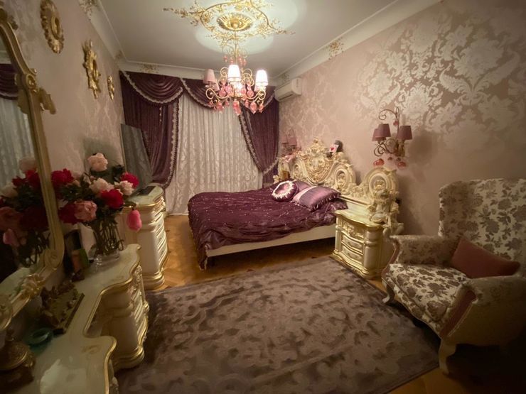 В Нижнем Новгороде выставлена на продажу квартира с «королевским интерьером» за 40 млн 2 В Нижнем Новгороде выставлена на продажу квартира с «королевским интерьером» за 40 млн 2