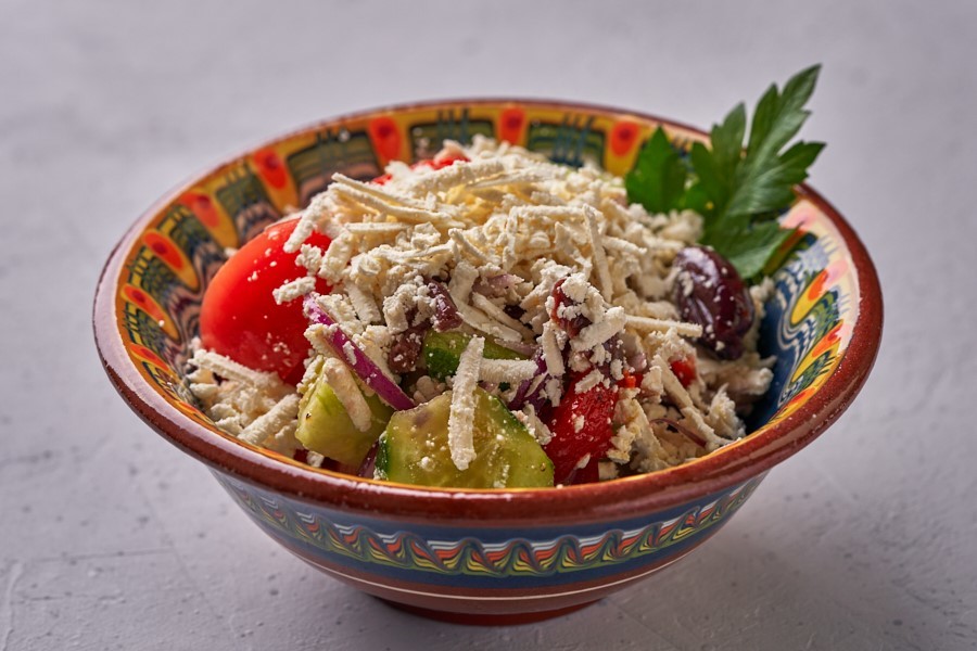 Отведайте «Сирене по-шопски»: на Урале открылся первый ресторан болгарской кухни 12 Отведайте «Сирене по-шопски»: на Урале открылся первый ресторан болгарской кухни 12