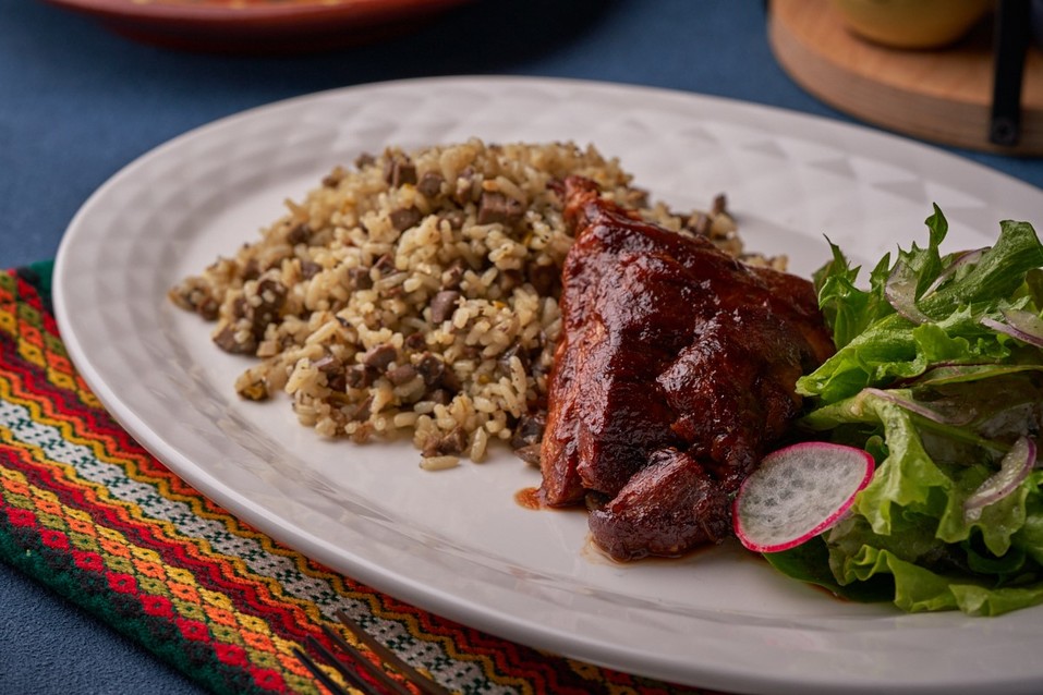 Отведайте «Сирене по-шопски»: на Урале открылся первый ресторан болгарской кухни 16 Отведайте «Сирене по-шопски»: на Урале открылся первый ресторан болгарской кухни 16