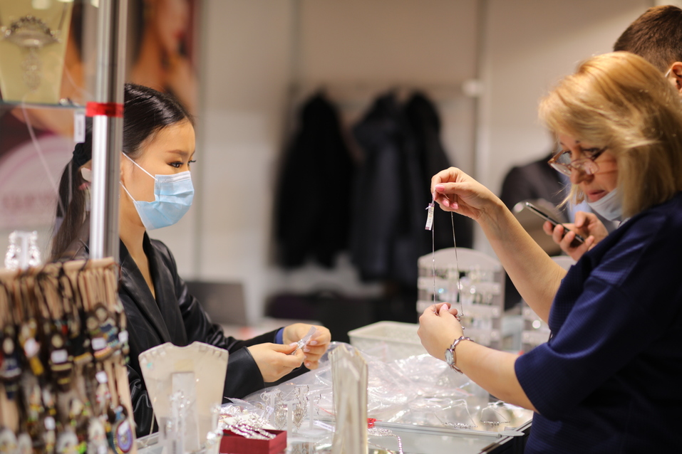 Ювелирная Сибирь начала работу!           1 Ювелирная Сибирь начала работу!           1