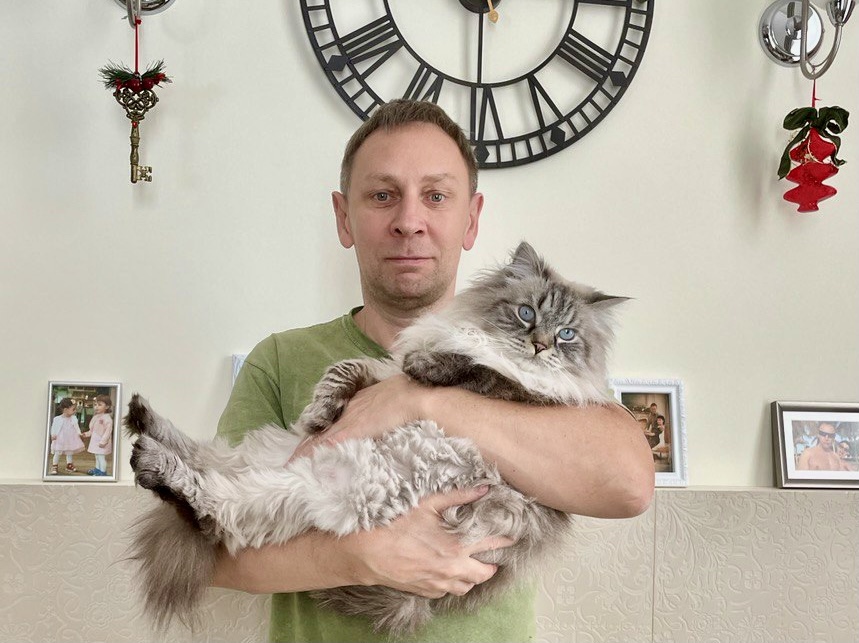 «Терпят нас за вкусняшки»: котики, которые стоят за екатеринбургскими бизнесменами 5 «Терпят нас за вкусняшки»: котики, которые стоят за екатеринбургскими бизнесменами 5