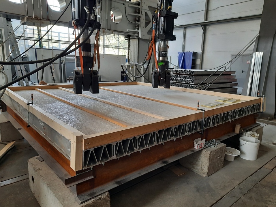 В России может появиться первый автомобильный мост из алюминия 1 В России может появиться первый автомобильный мост из алюминия 1