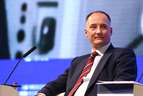 «Чтобы громадные средства не лежали мертвым грузом». Чего ждут от послания президента? 1 «Чтобы громадные средства не лежали мертвым грузом». Чего ждут от послания президента? 1