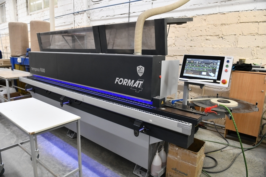 Станок для обработки кромок деревянных деталей Станок для обработки кромок деревянных деталей