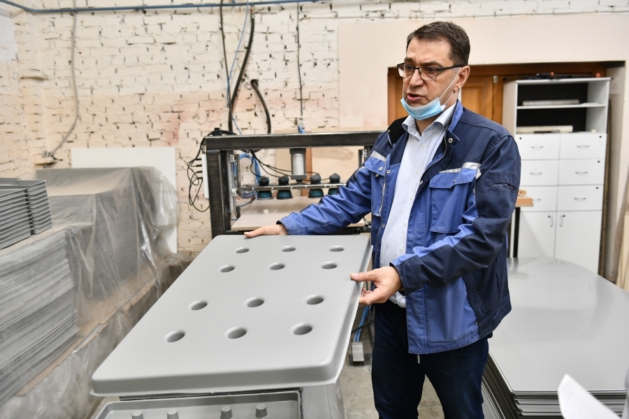 Формовка пластика Формовка пластика