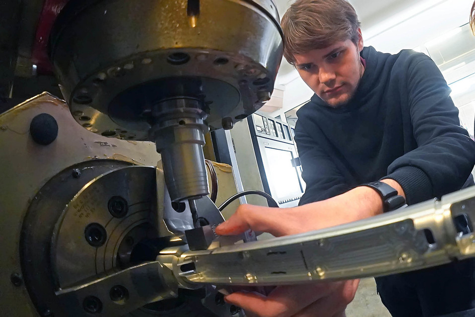 Уральские конструкторы готовят ответ Илону Маску 6 Уральские конструкторы готовят ответ Илону Маску 6