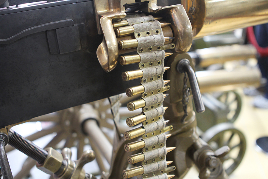 Вампиры, шпионки, пираты и еретики. Экскурсия DK.RU в частный музей оружия Игоря Алтушкина 4 Вампиры, шпионки, пираты и еретики. Экскурсия DK.RU в частный музей оружия Игоря Алтушкина 4