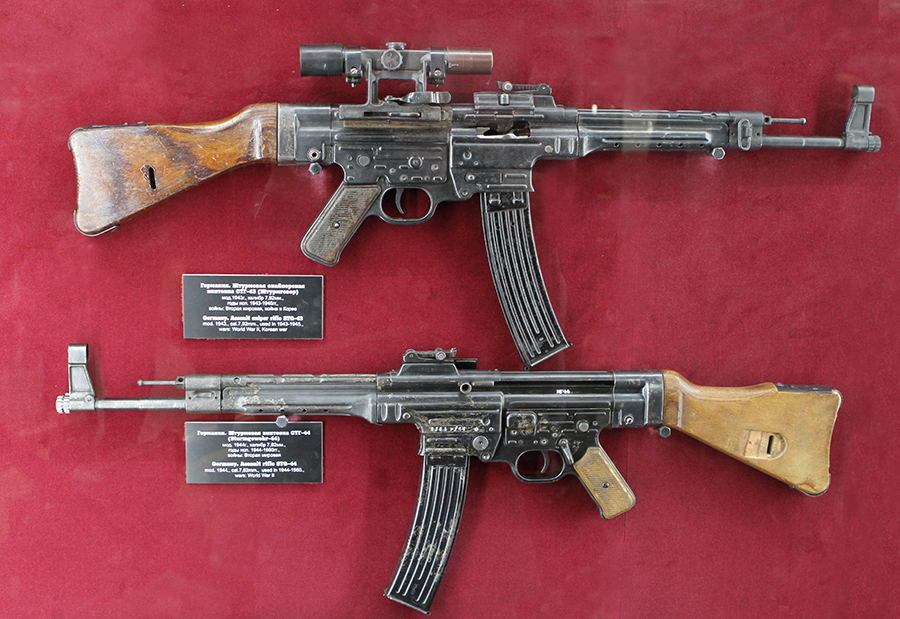 Вампиры, шпионки, пираты и еретики. Экскурсия DK.RU в частный музей оружия Игоря Алтушкина 1 Вампиры, шпионки, пираты и еретики. Экскурсия DK.RU в частный музей оружия Игоря Алтушкина 1