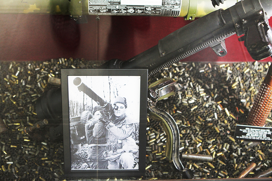 Вампиры, шпионки, пираты и еретики. Экскурсия DK.RU в частный музей оружия Игоря Алтушкина 3 Вампиры, шпионки, пираты и еретики. Экскурсия DK.RU в частный музей оружия Игоря Алтушкина 3