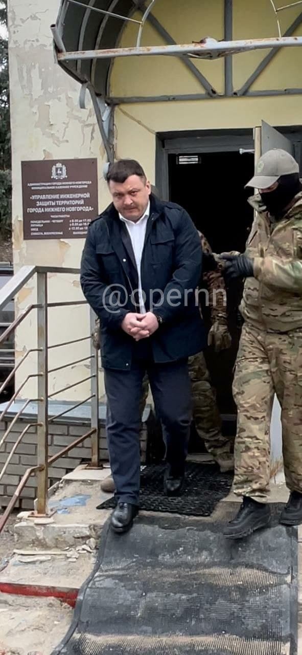 И снова взятки. В Нижнем Новгороде задержали руководителя казенного учреждения 1 И снова взятки. В Нижнем Новгороде задержали руководителя казенного учреждения 1