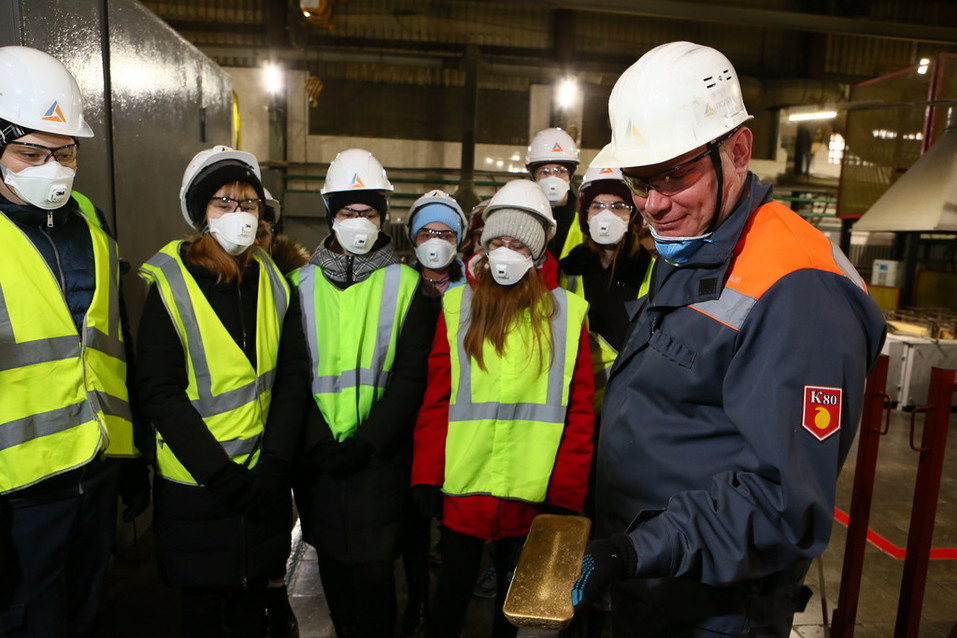 Экскурсия на предприятие Полиметалл. Фото: пресс-служба предприятия Экскурсия на предприятие Полиметалл. Фото: пресс-служба предприятия