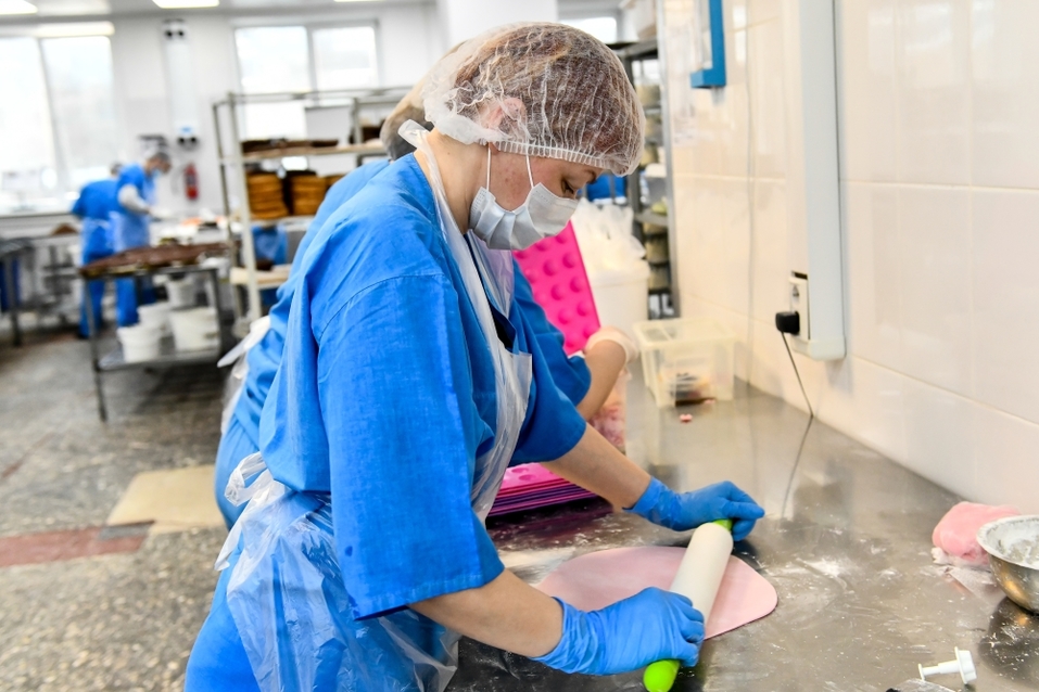 «Мы, как Ferrari, на рынке тортов». Уроки кризиса от фабрики «9 Островов». ФОТОРЕПОРТАЖ 5 «Мы, как Ferrari, на рынке тортов». Уроки кризиса от фабрики «9 Островов». ФОТОРЕПОРТАЖ 5