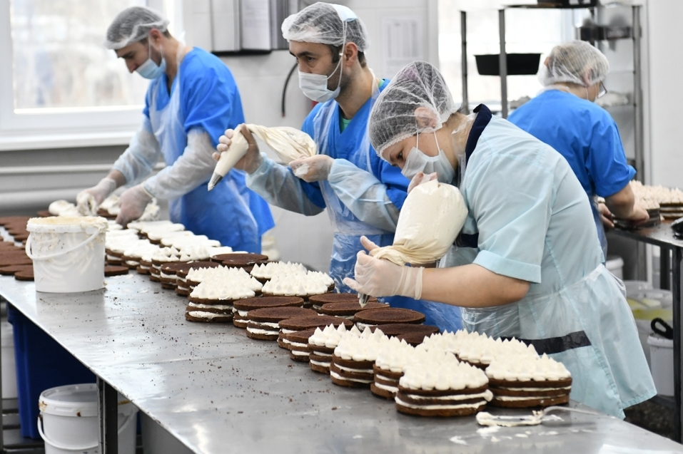 «Мы, как Ferrari, на рынке тортов». Уроки кризиса от фабрики «9 Островов». ФОТОРЕПОРТАЖ 8 «Мы, как Ferrari, на рынке тортов». Уроки кризиса от фабрики «9 Островов». ФОТОРЕПОРТАЖ 8