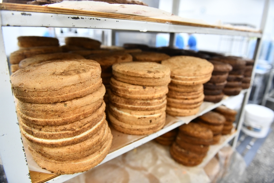 «Мы, как Ferrari, на рынке тортов». Уроки кризиса от фабрики «9 Островов». ФОТОРЕПОРТАЖ 15 «Мы, как Ferrari, на рынке тортов». Уроки кризиса от фабрики «9 Островов». ФОТОРЕПОРТАЖ 15