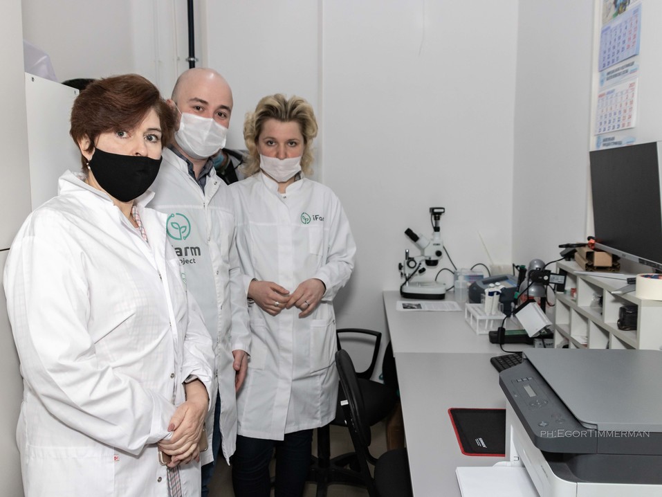 Новосибирский разработчик iFarm вырастил в мульти-лаборатории европейские сорта клубники 10 Новосибирский разработчик iFarm вырастил в мульти-лаборатории европейские сорта клубники 10