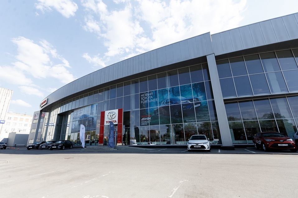 Обновленный бизнес-седан Toyota Camry – в Челябинске 1 Обновленный бизнес-седан Toyota Camry – в Челябинске 1