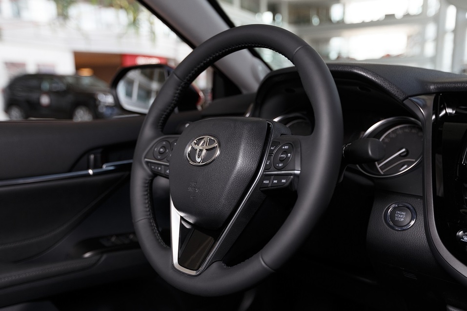 Обновленный бизнес-седан Toyota Camry – в Челябинске 5 Обновленный бизнес-седан Toyota Camry – в Челябинске 5
