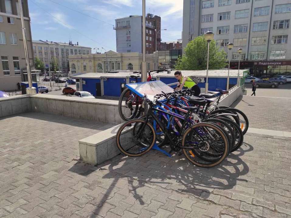 «Хочу, чтобы как в Европе: ездить по тротуарам лицам старше 14 лет нельзя. Нельзя и все» 1 «Хочу, чтобы как в Европе: ездить по тротуарам лицам старше 14 лет нельзя. Нельзя и все» 1