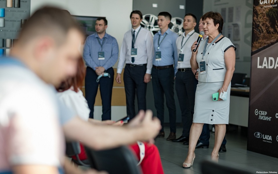 Для бизнеса и соцсферы: Челябинску представили коммерческий транспорт LADA 1 Для бизнеса и соцсферы: Челябинску представили коммерческий транспорт LADA 1
