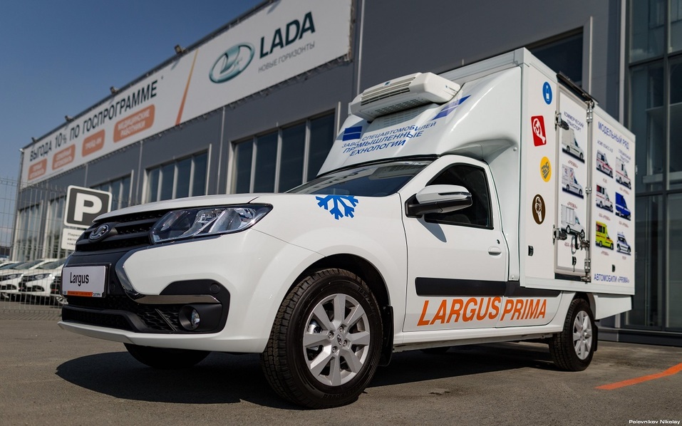 Для бизнеса и соцсферы: Челябинску представили коммерческий транспорт LADA 4 Для бизнеса и соцсферы: Челябинску представили коммерческий транспорт LADA 4